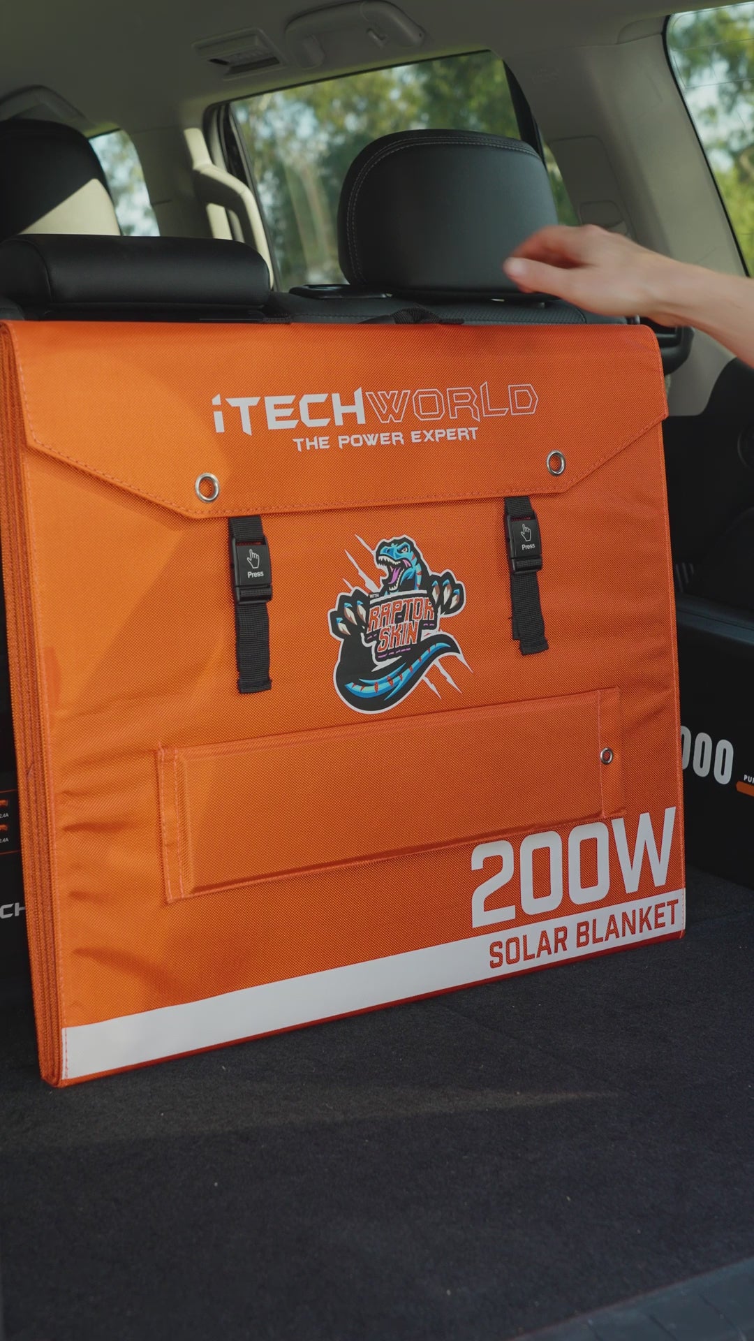 Elite Solar Generator Kit - PS2000 + 200W Solar Blanket Kit